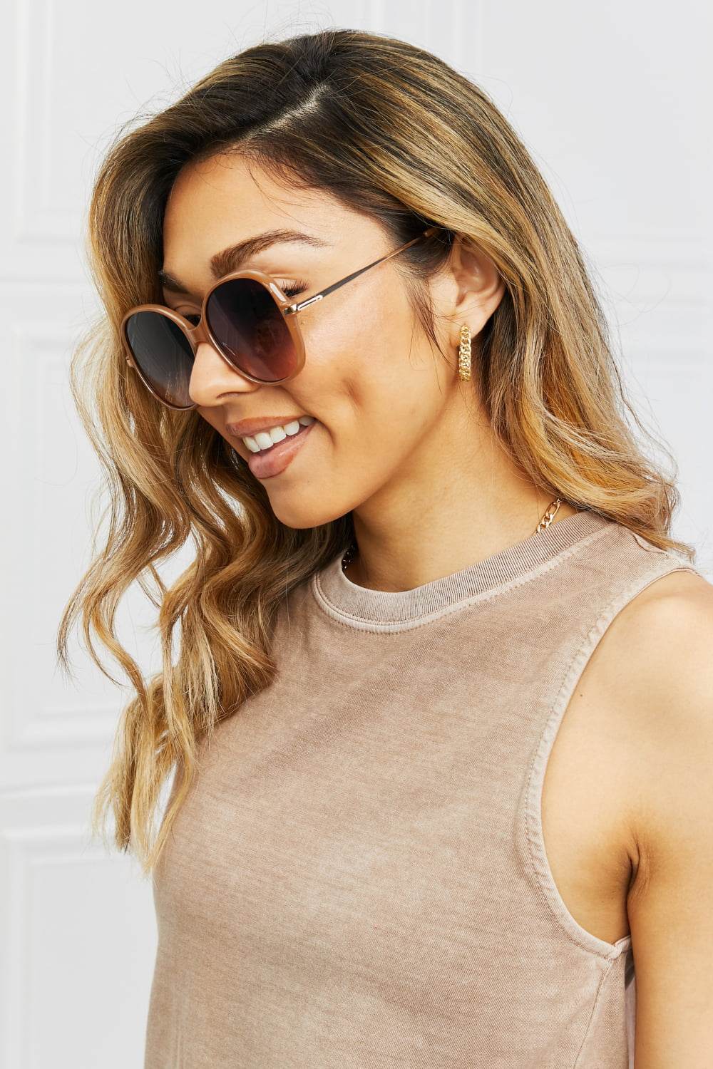 Metal-Plastic Hybrid Full Rim Sunglasses - Hovatok