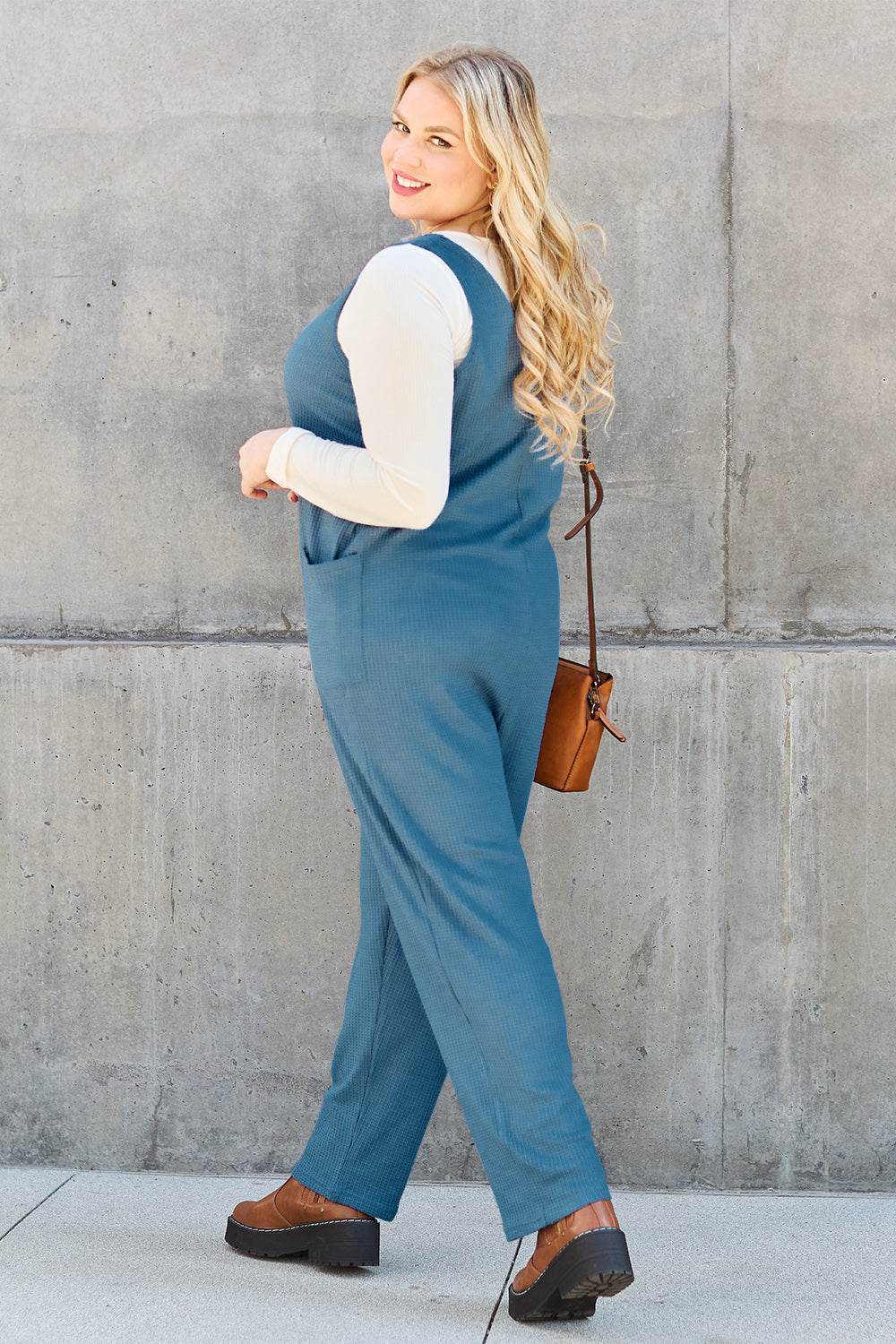 Double Take Full Size Sleeveless Straight Jumpsuit - Hovatok