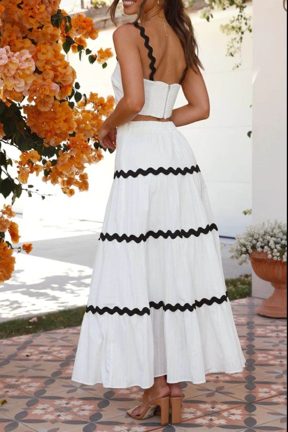 Contrast Trim Cami and Skirt Set - Hovatok