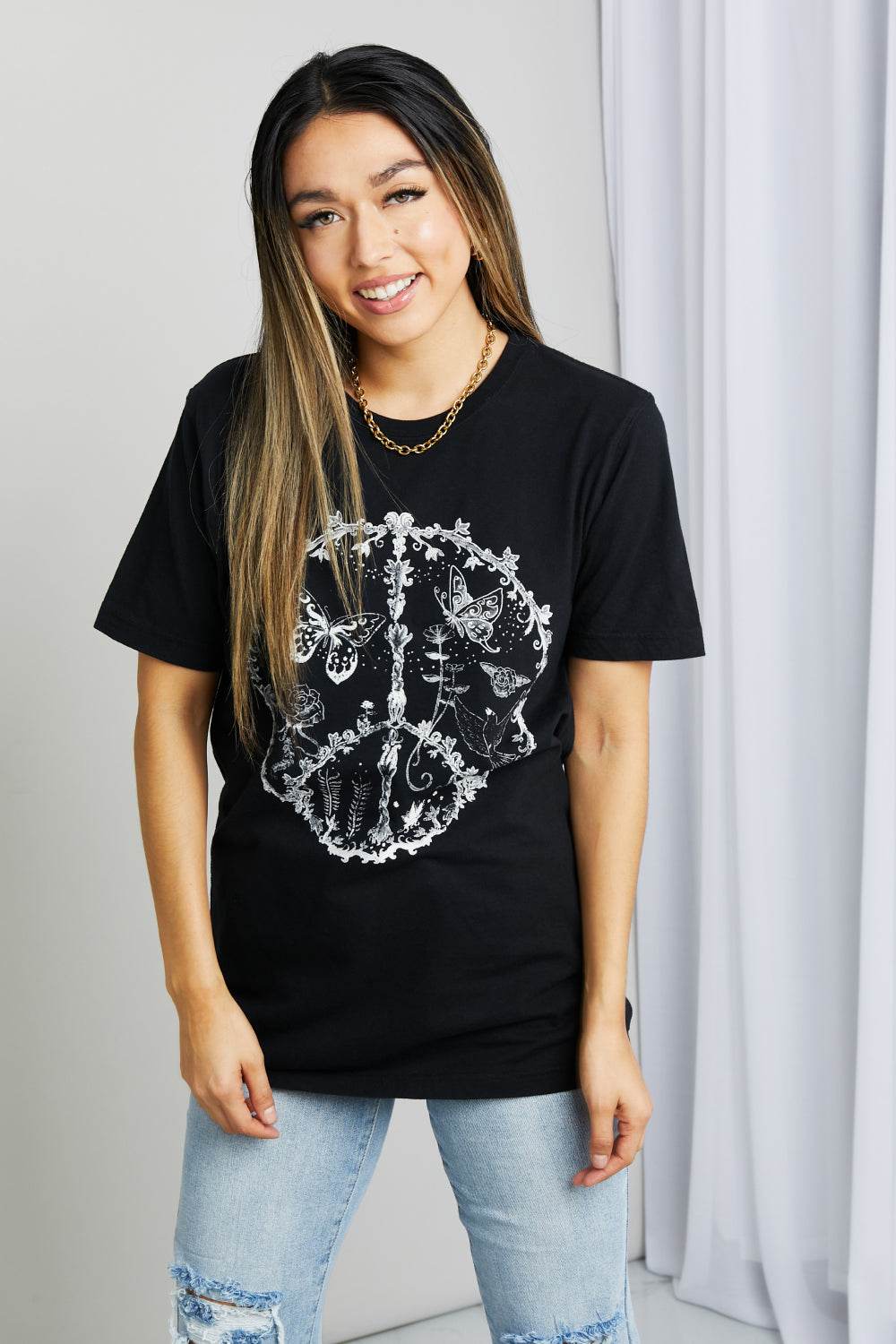 mineB Full Size Butterfly Graphic Tee Shirt - Hovatok