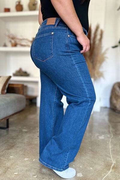 Judy Blue Full Size High Rise Straight Jeans - Hovatok