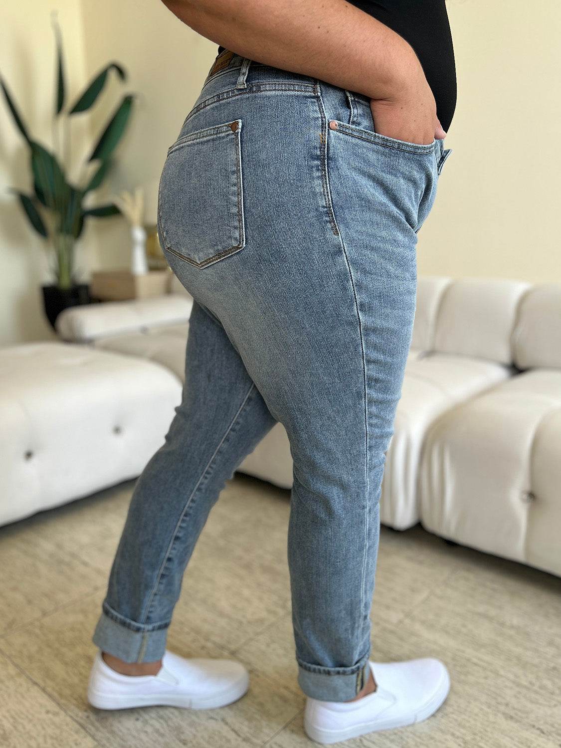 Judy Blue Full Size High Waist Cuff Hem Jeans - Hovatok