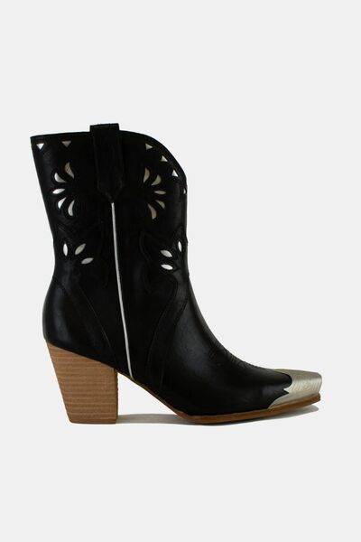 Beast Fashion Cut-Out Floral Embroidery Boots - Hovatok