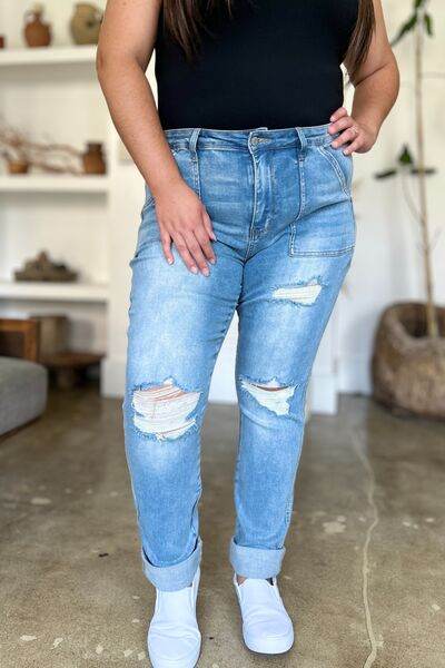 Judy Blue Full Size Distressed Straight Jeans with Patch Pockets - Hovatok