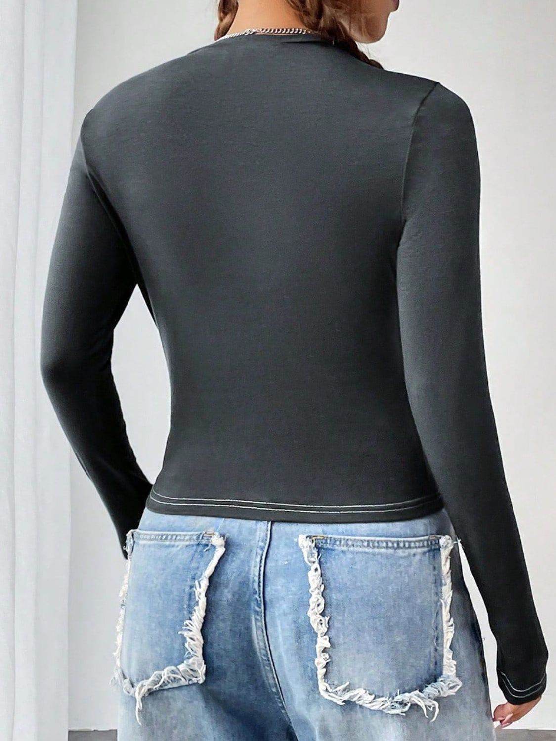 Letter Graphic Round Neck Long Sleeve T-Shirt - Hovatok