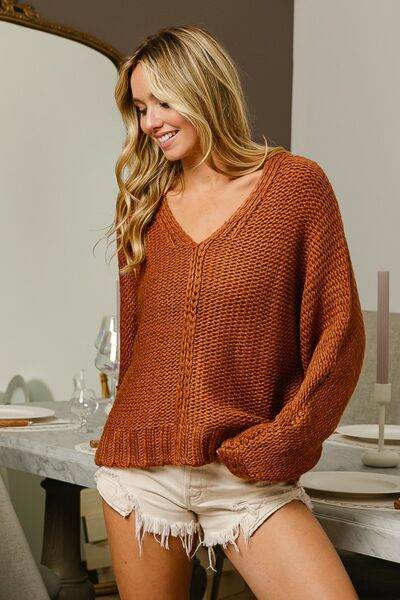 BiBi V-Neck Cable Knit Sweater - Hovatok