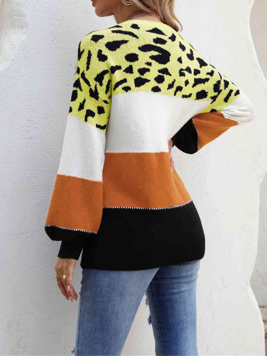 Angel Wings Color Block Round Neck Sweater - Hovatok