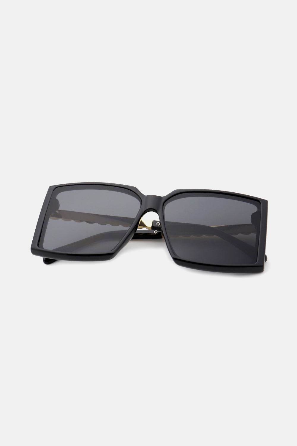 Polycarbonate Frame Square Sunglasses - Hovatok