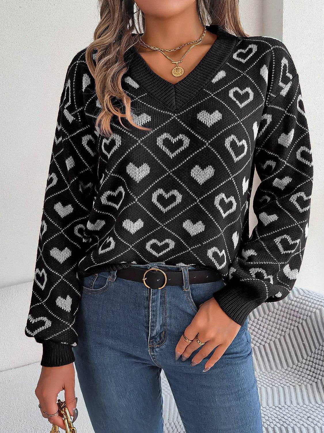 Heart Pattern V-Neck Long Sleeve Sweater - Hovatok