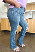 Judy Blue Full Size Distressed Raw Hem Bootcut Jeans - Hovatok