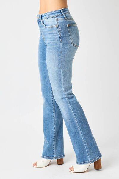 Judy Blue Full Size Mid-Rise Waist Straight Jeans - Hovatok