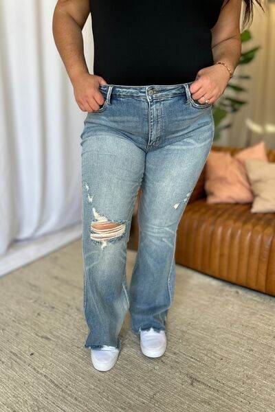 Judy Blue Full Size Medium Rise Tummy Control Destroy Flare - Hovatok
