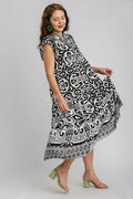 Umgee Full Size Two Tone Border Print Ruffle Cap Sleeve Midi Dress Plus Size - Hovatok