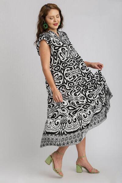 Umgee Full Size Two Tone Border Print Ruffle Cap Sleeve Midi Dress Plus Size - Hovatok