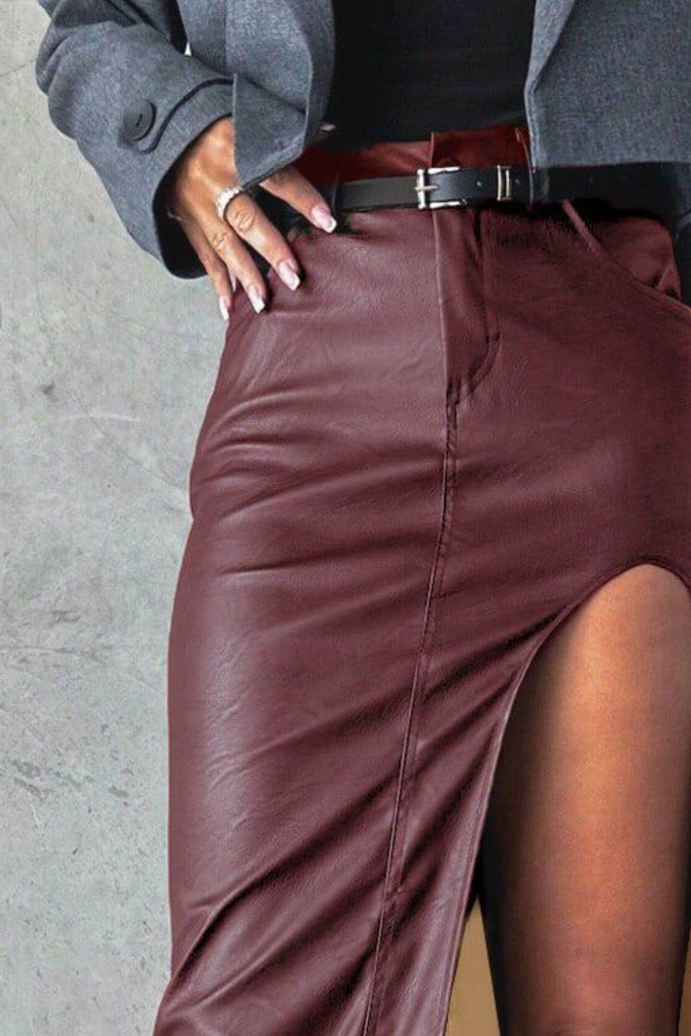 Slit Midi Skirt with Pockets - Hovatok