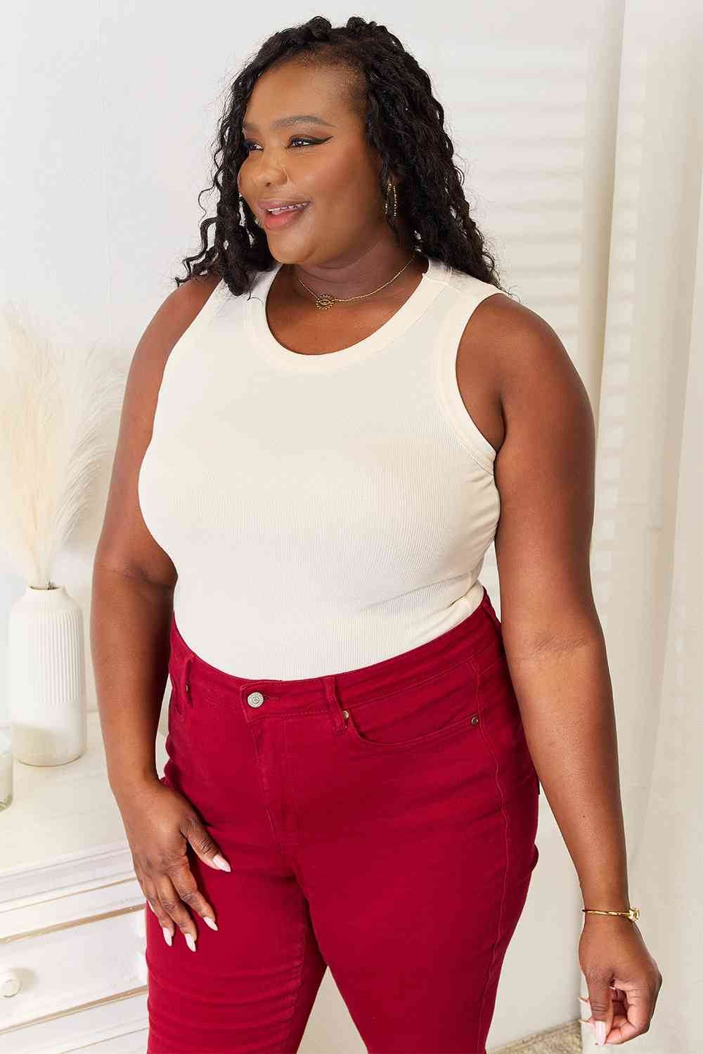 Basic Bae Full Size Round Neck Tank - Hovatok