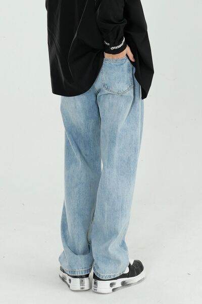 Mid Rise Wide Straight Jeans with Pockets - Hovatok