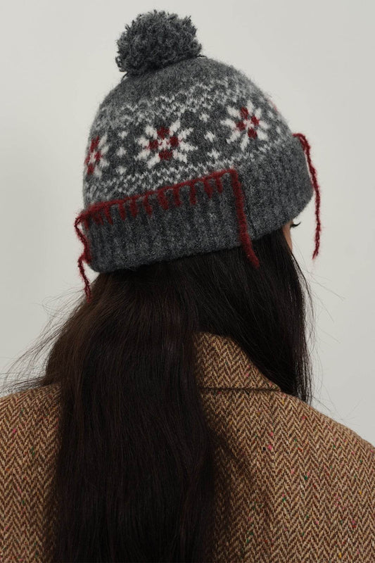 Seam Trim Geometric Knit Hat - Hovatok