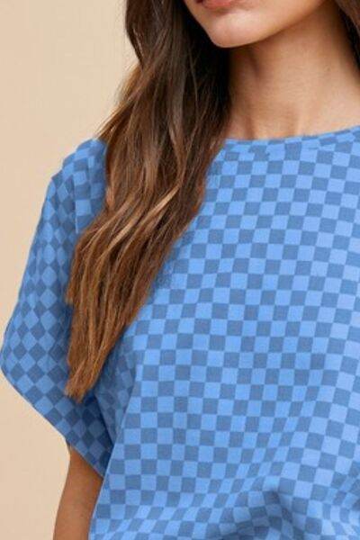 Annie Wear Checkered Round Neck Short Sleeve T-Shirt - Hovatok