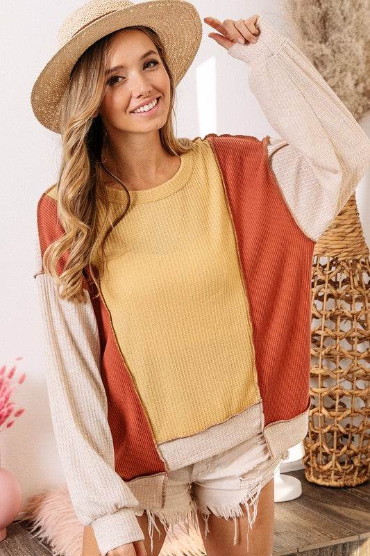 BiBi Waffle-Knit Exposed Seam Color Block Uneven Hem Top - Hovatok