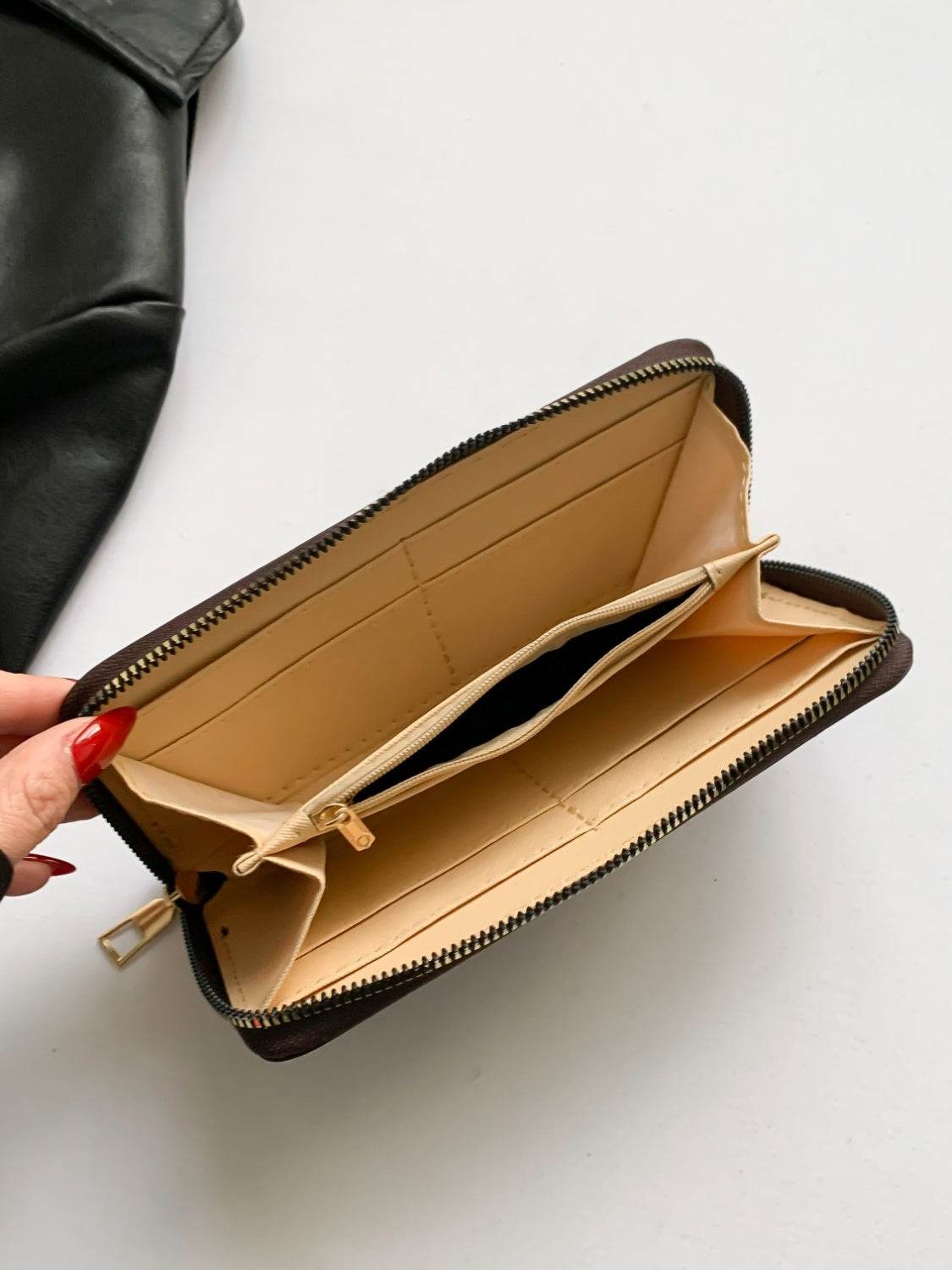 PU Leather Solid Color Wallet - Hovatok