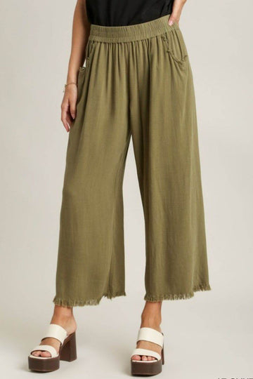 Umgee Full Size Linen Blend Elastic Waistband Wide Leg Pants Plus Size - Hovatok