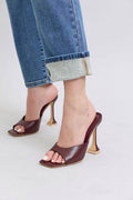 Judy Blue Full Size Run Vintage Wash Thermal Straight Jeans - Hovatok