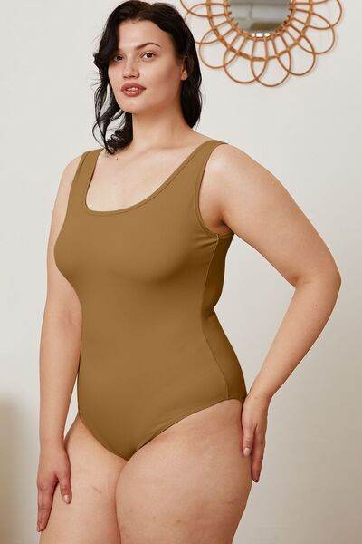 Basic Bae Full Size Square Neck Sleeveless Bodysuit - Hovatok