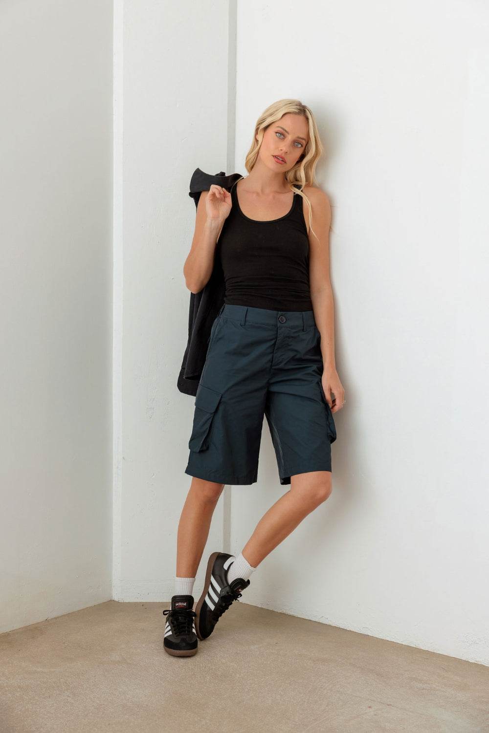Le Lis Navy Cargo Bermuda Shorts - Hovatok
