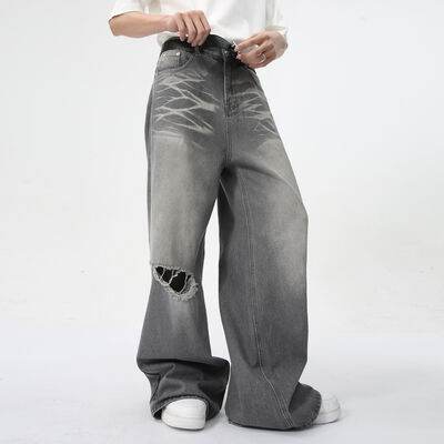 Distressed Wide Leg Jeans with Pockets - Hovatok