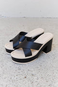 Weeboo Cherish The Moments Contrast Platform Sandals in Black - Hovatok